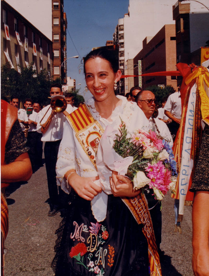 Lola nicolás pardon, madrina mayor 1994 comparsa de Almogávares